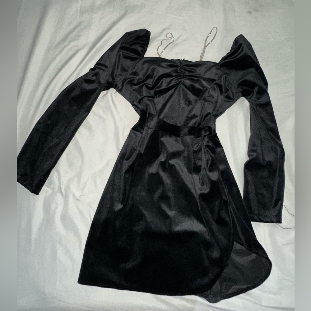 black dress XS